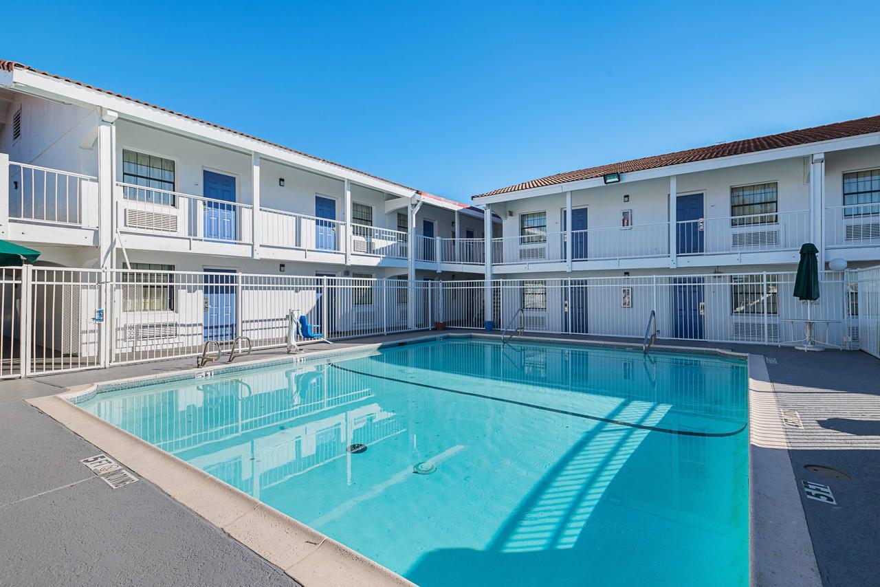 Motel 6-Grand Prairie, Tx - Interstate 30 Εξωτερικό φωτογραφία