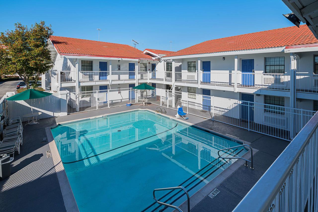 Motel 6-Grand Prairie, Tx - Interstate 30 Εξωτερικό φωτογραφία
