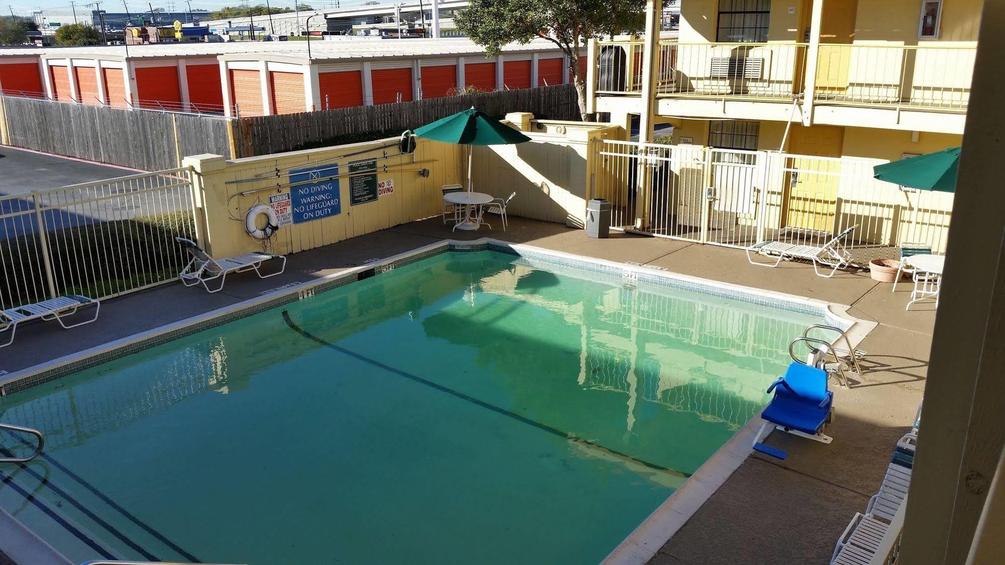 Motel 6-Grand Prairie, Tx - Interstate 30 Εξωτερικό φωτογραφία